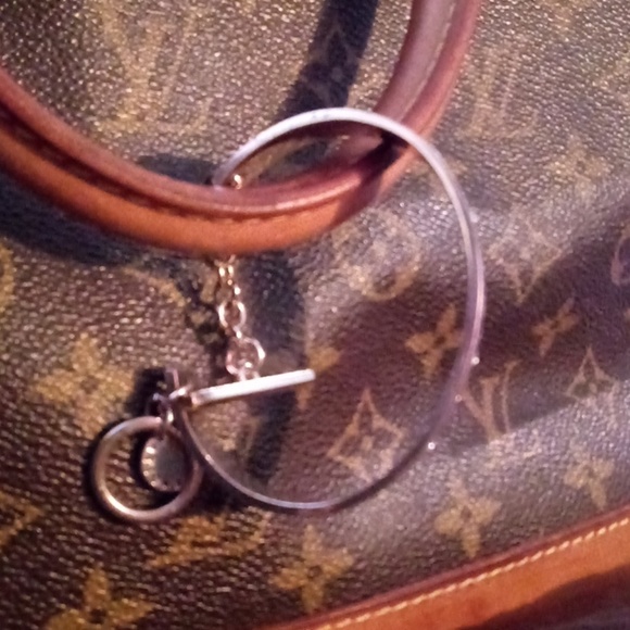 Bracelet with toggle - Picture 2 of 5